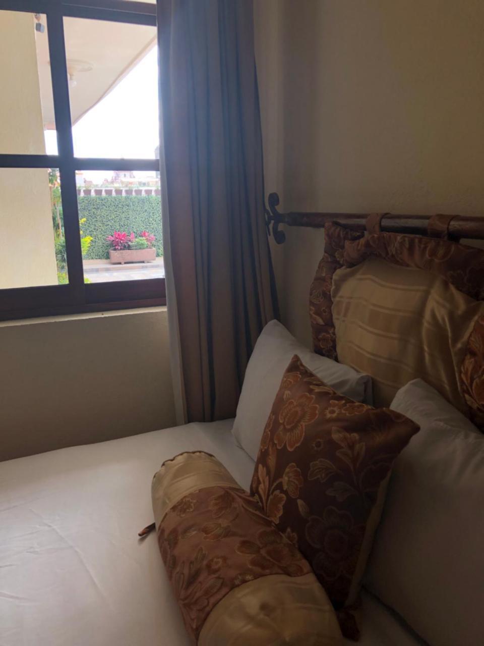 Hotel Elena ปวยบลา ภายนอก รูปภาพ